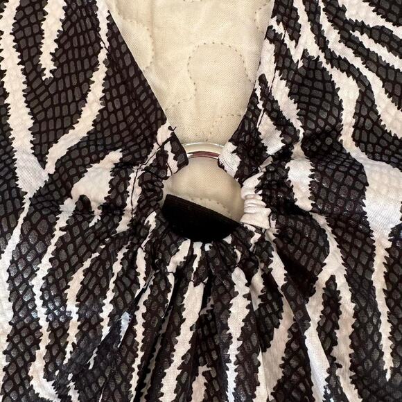 Urban black and white zebra print halter dress - Picture 4 of 5